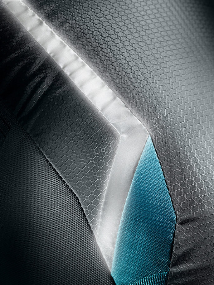 Deuter Race светоотражающие элементы