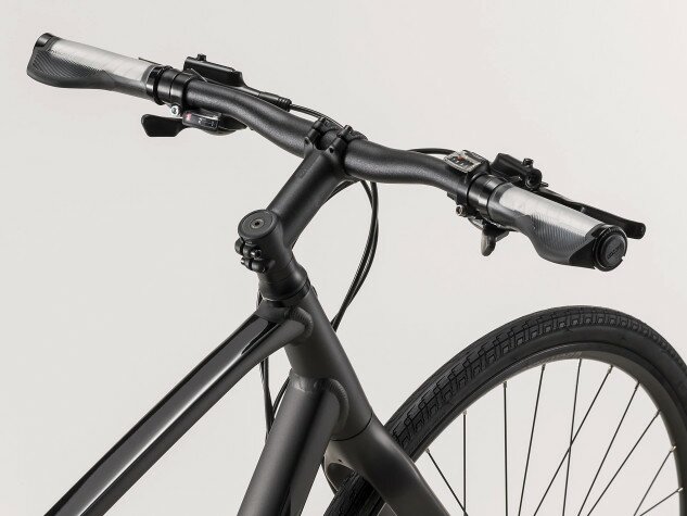 Велосипед Trek 2021 FX 3 DISC 28" черный S (15") Фото №3