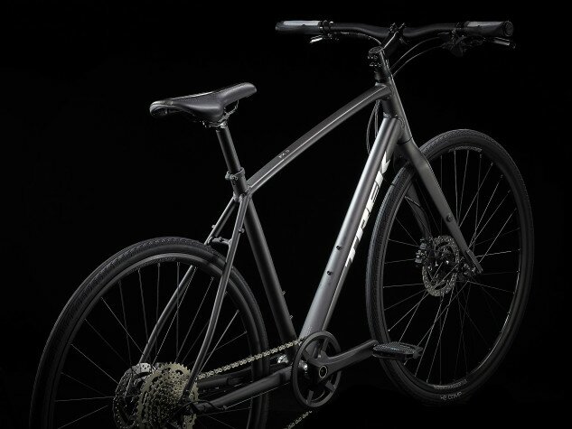 Велосипед Trek 2022 FX 3 Disc 28" черный M Фото №2